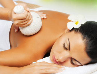 Bodylicious Thaise kruidenstempel massage